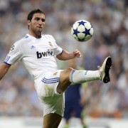 奥运会乒乓球男子单打决赛几局几胜，奥运会乒乓球男单决赛几个人